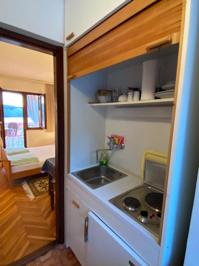 Apartments Stella-Dora Лопар Экстерьер фото